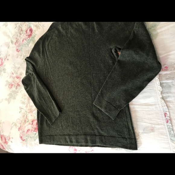 Lightweight sweater - Picture 7 of 10